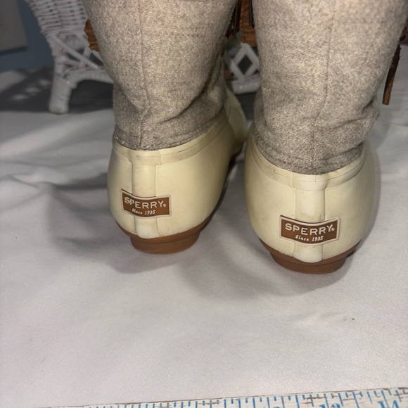 Sperry waterproof rubber boots - Picture 6 of 11